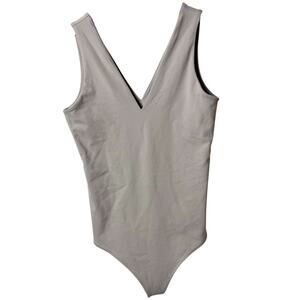 Abercrombie & Fitch Soft A&F Collection Seamless V Neck Thong Bodysuit Small